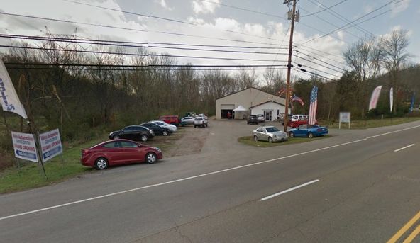 2644 Clinton Hwy, Powell, TN 37849